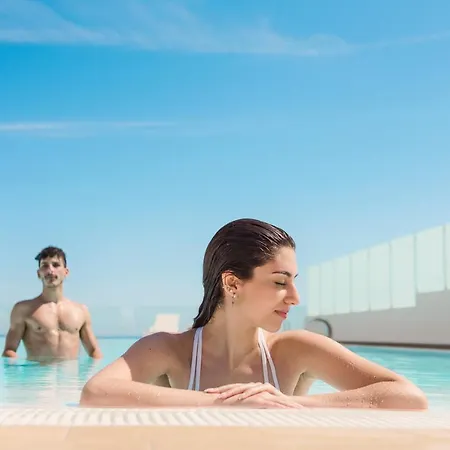 Marina Di Petrolo *